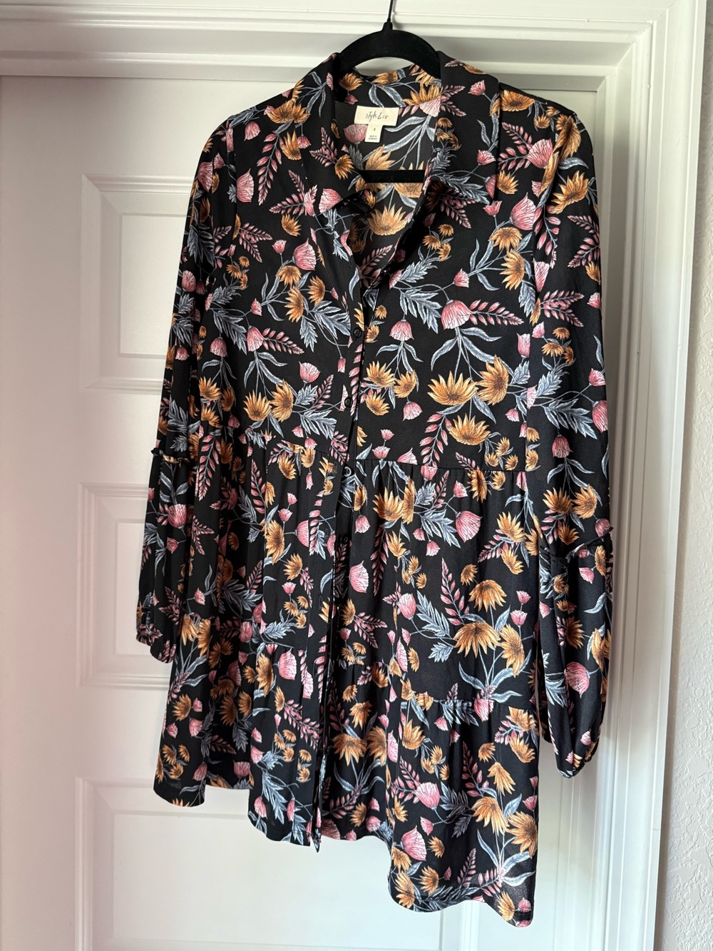 Style & Co. Black Floral Tiered Button-Front Tunic with Pink and Gold Accents-S